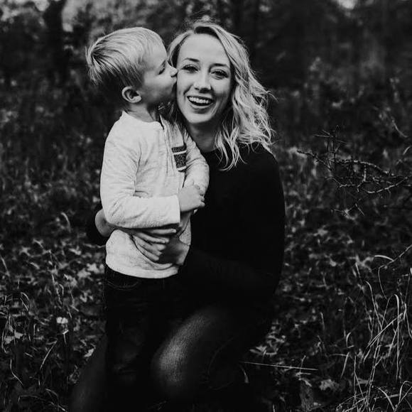 Meet your Posher, Meris - Picture 1 of 1